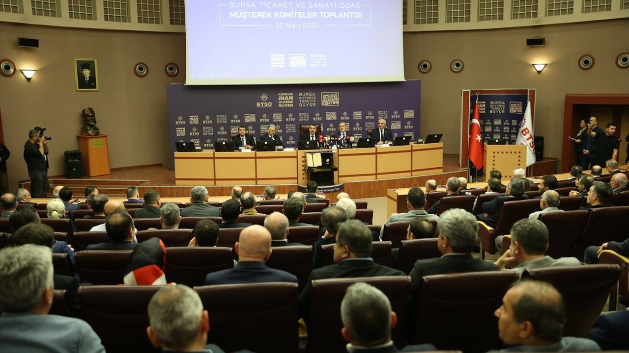 Milli Eğitim Bakanı Tekin, Bursa'da Mesleki Eğitimin Önemi Üzerine Konuştu