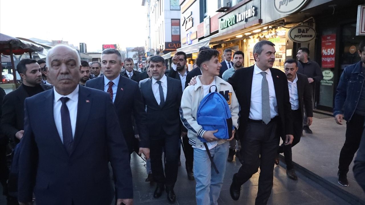 Milli Eğitim Bakanı Tekin, Erzincan'daki Eğitim Altyapısını Değerlendirdi