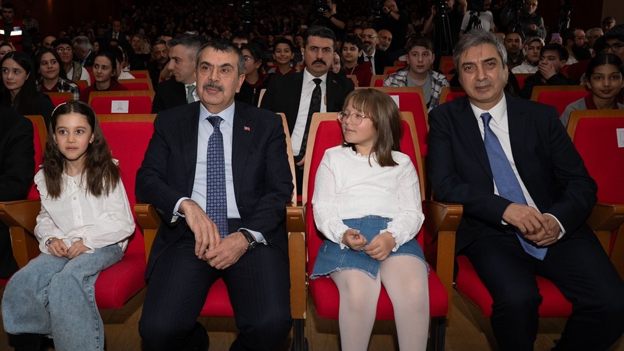 Milli Eğitim Bakanı Tekin, İstiklal Marşı'nı Anma Programında Konuştu