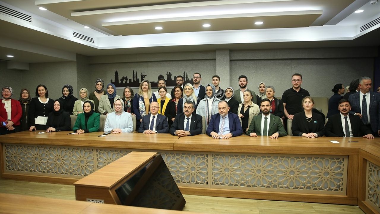 Milli Eğitim Bakanı Tekin, Türkiye Yüzyılı Maarif Modeli'ni Tanıttı