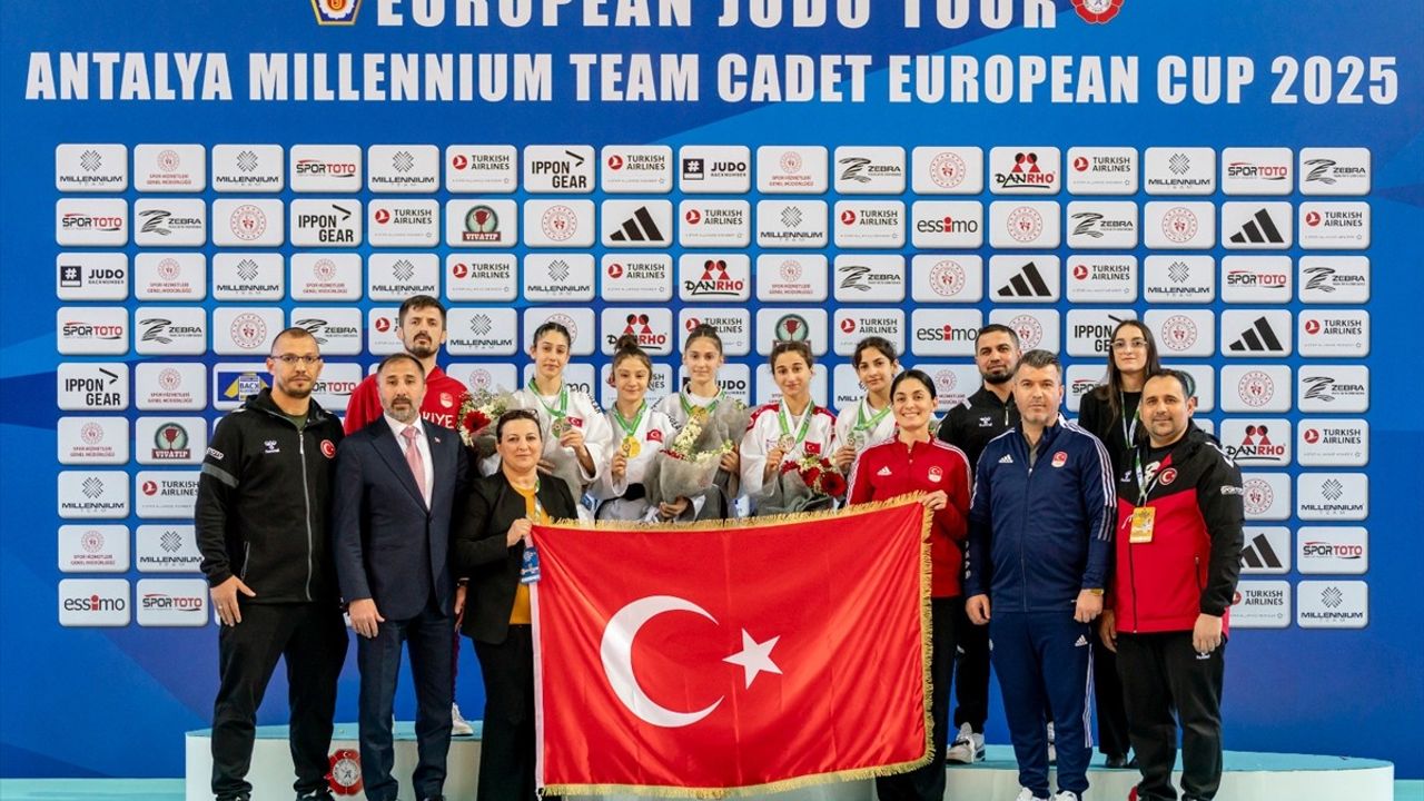 Milli Judocular, Nazım Canca Ümitler Avrupa Kupası'nda 10 Madalya Kazandı
