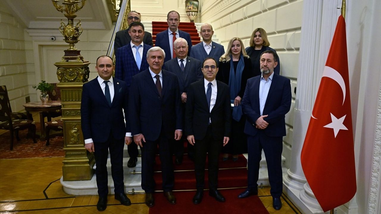 Moskova Büyükelçiliğinde Müslüman Federe Bölgelerin Temsilcileriyle İftar Programı