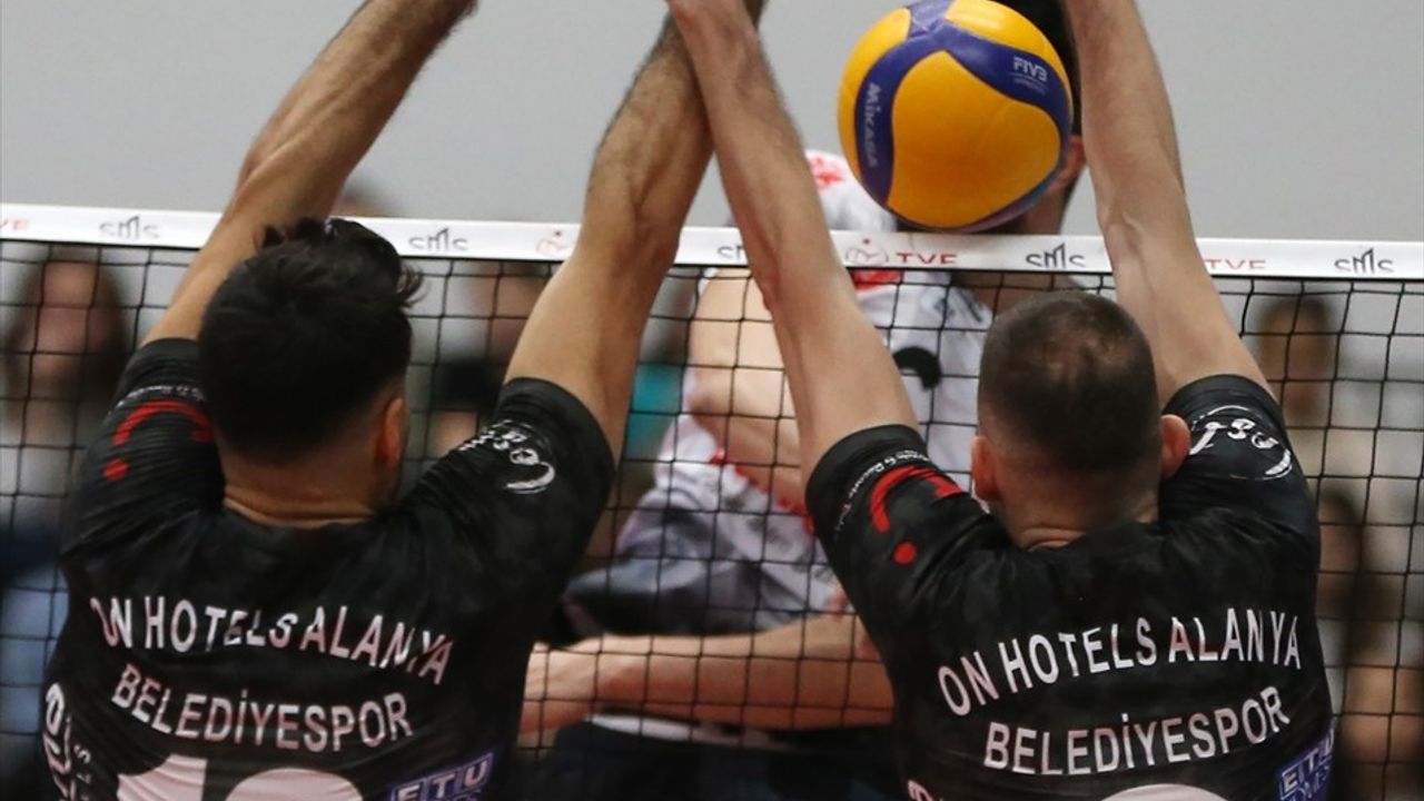 On Hotels Alanya Belediyespor, Ziraat Bankkart'ı 3-1 Mağlup Etti