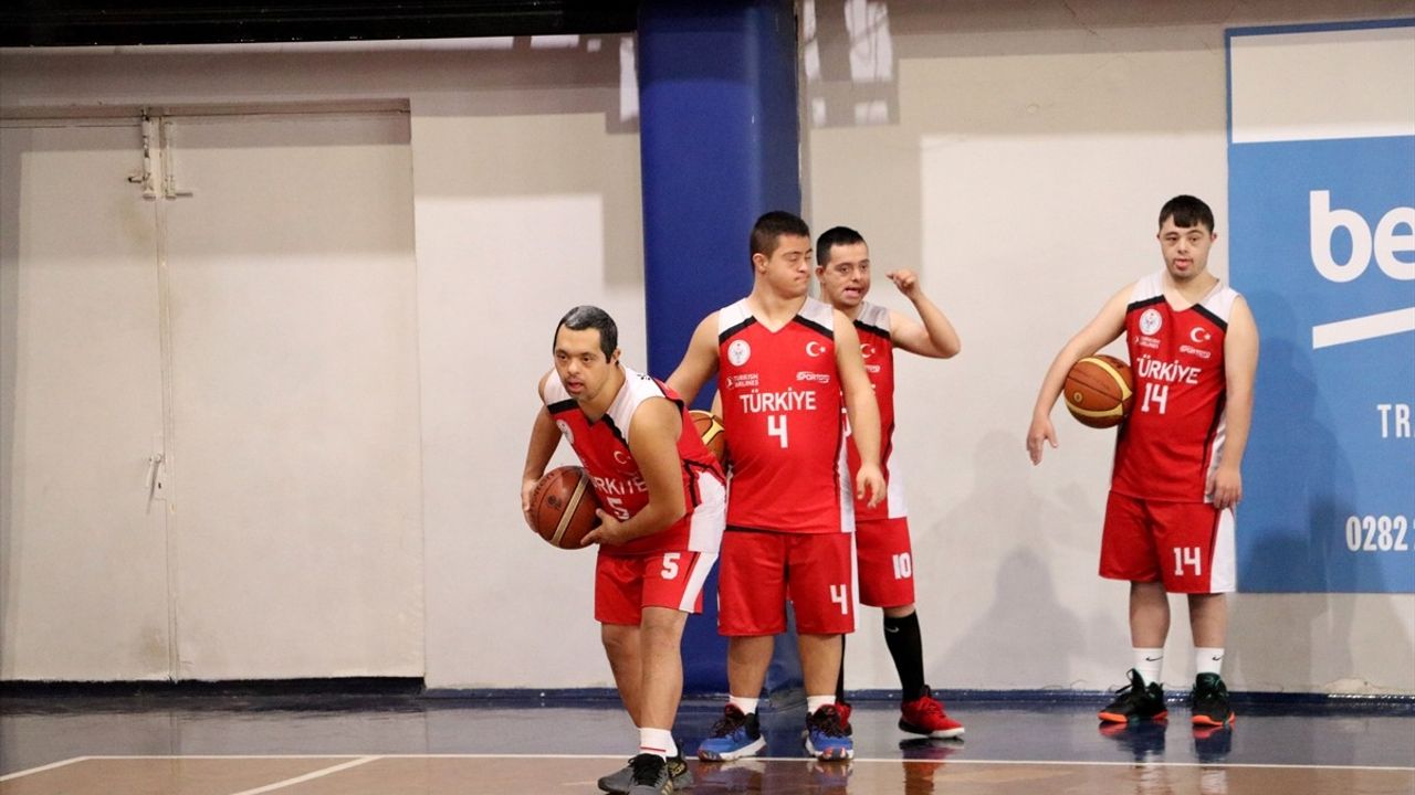 Özel Eğitim Öğretmeni Ufuk Bulut, Down Sendromlu Sporcuların Başarısına İmza Atıyor