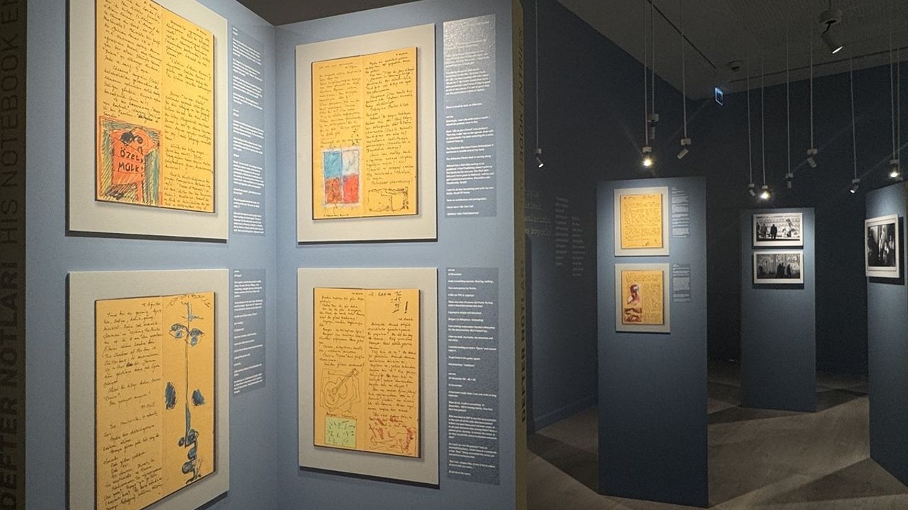 Pera Müzesi'nde Yeni Sergiler: "Çok İş Var Yapacak" ve "Ay Işığıyla Dans"