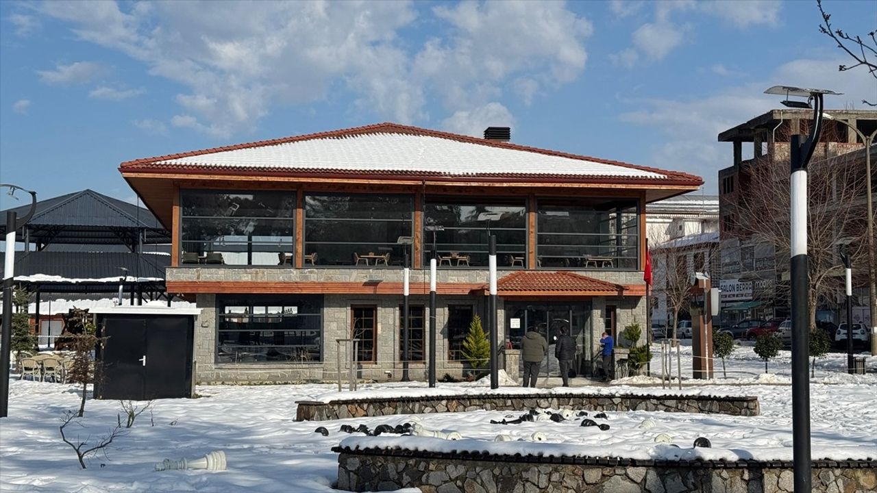 Rize'de Ardeşen Belediye Başkan Yardımcısı Kuyumcu'ya Silahlı Saldırı: Zanlı Tutuklandı