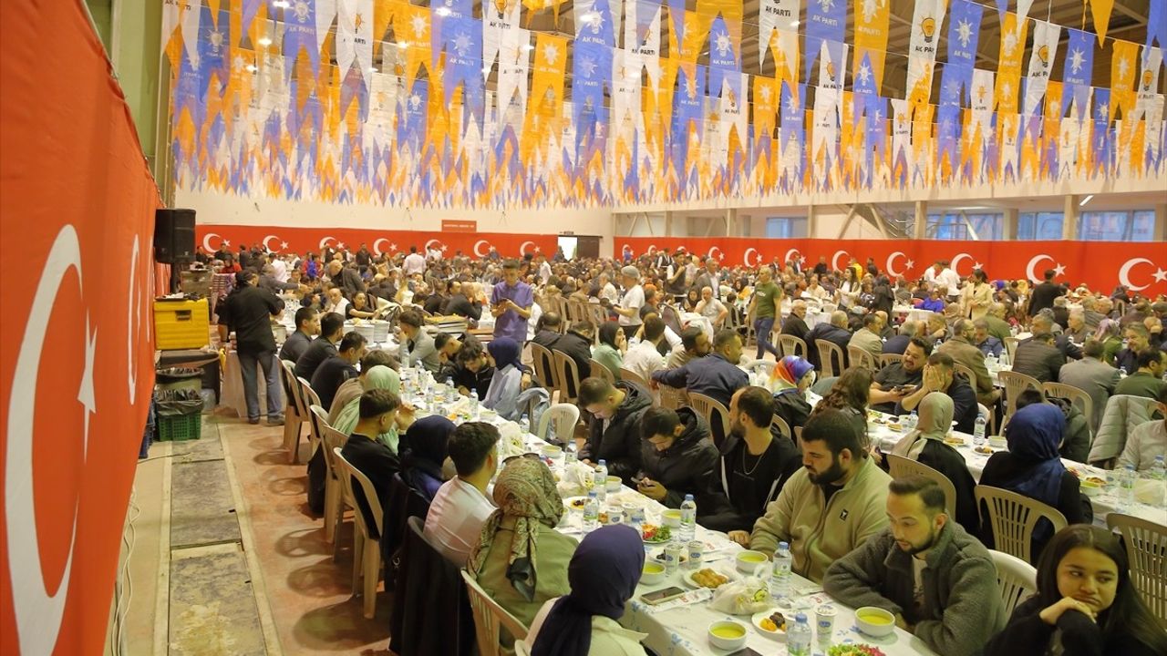 Sağlık Bakanı Memişoğlu, Çorum'da Vefa İftarı Programına Katıldı