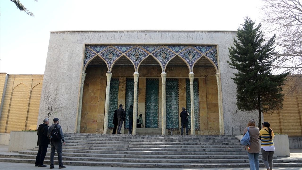 Saib-i Tebrizi Anıtı: İsfahan'da Türk Şairin Mirasını Yaşatıyor