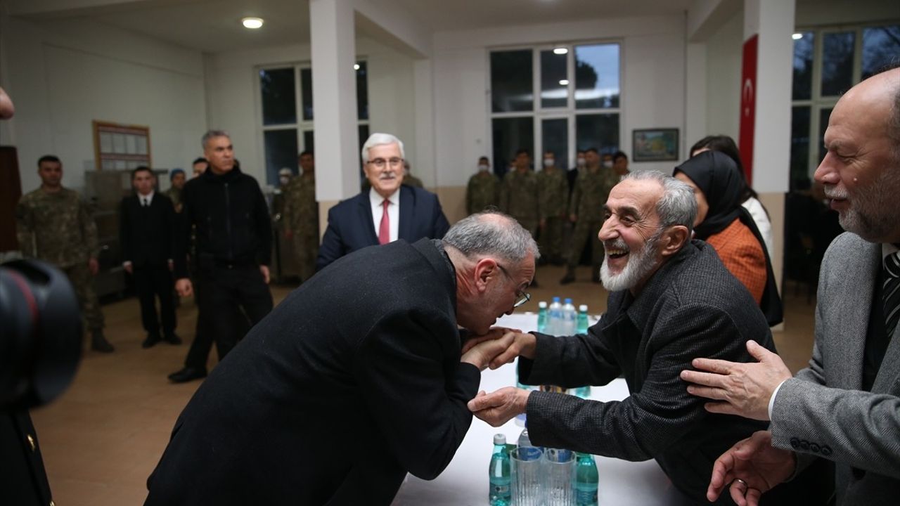 Sakarya'da Şehit Aileleri ve Gaziler İftarda Buluştu