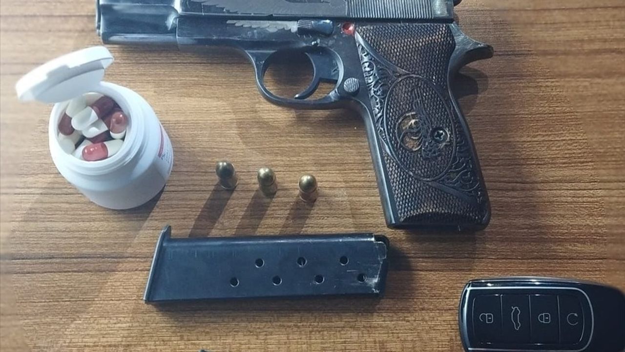 Samsun'da Çalıntı Araç Operasyonunda 2 Zanlı Gözaltına Alındı