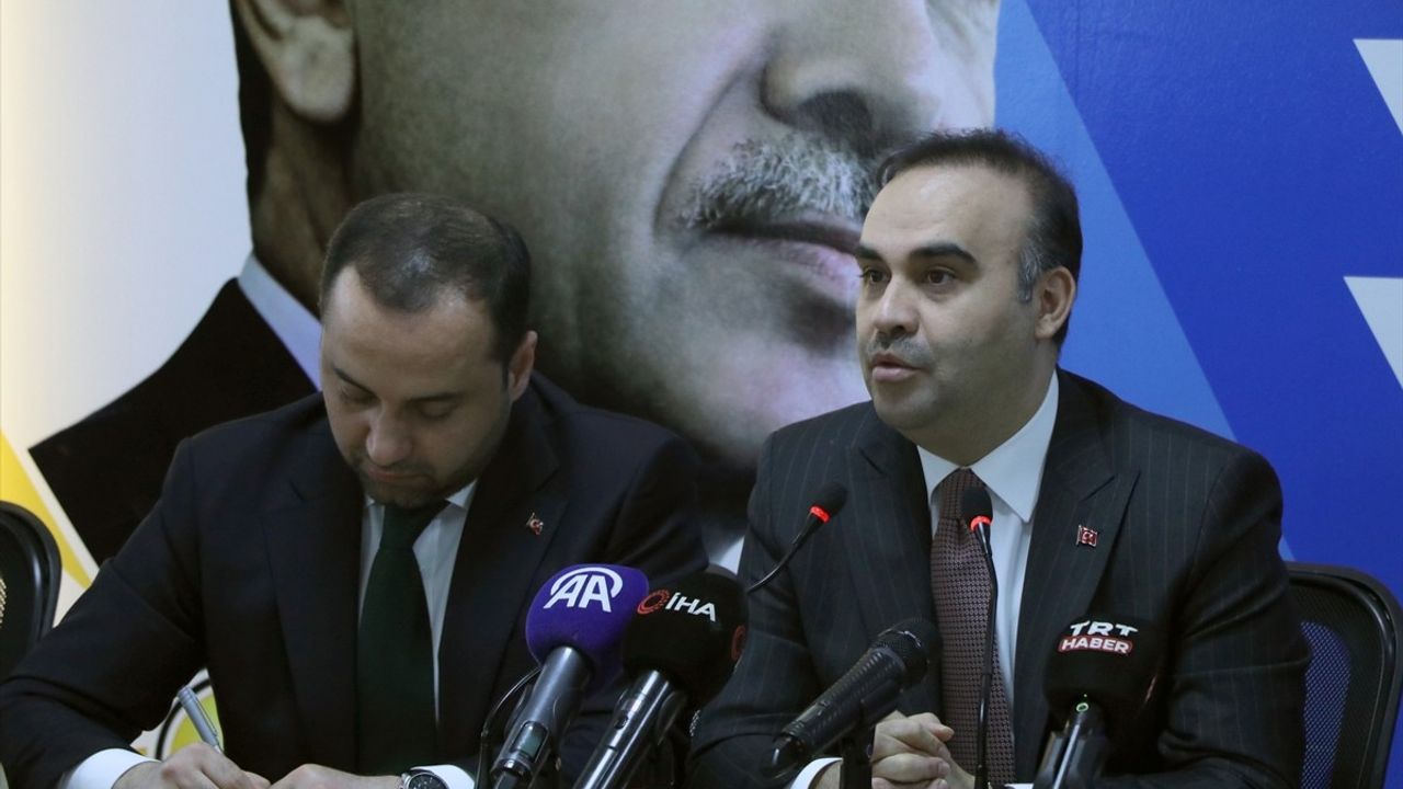 Sanayi ve Teknoloji Bakanı Kacır, Çankırı'da Organize Sanayi Bölgelerine Dikkat Çekti