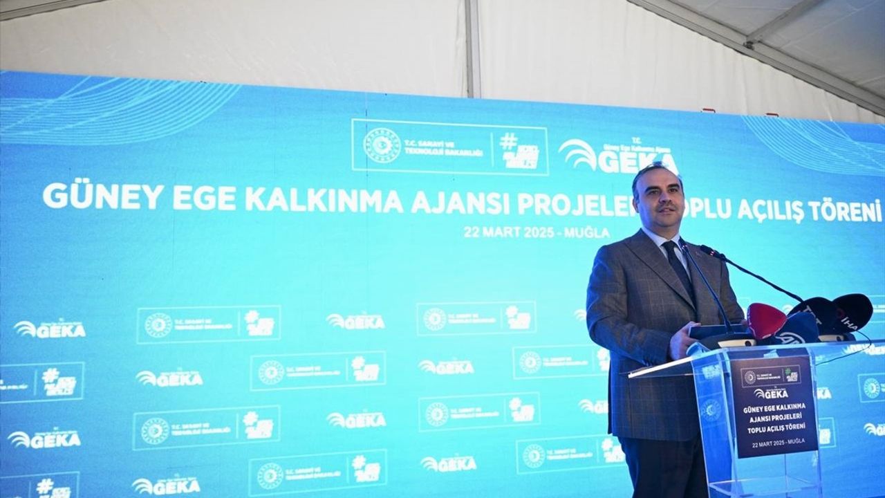 Sanayi ve Teknoloji Bakanı Kacır, Muğla'da AR-GE ve Sanayi Yatırımlarını Değerlendirdi