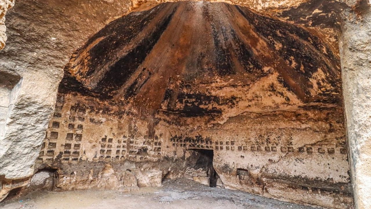 Şanlıurfa'daki Roma Dönemi Columbariumları Kayıt Altına Alınıyor