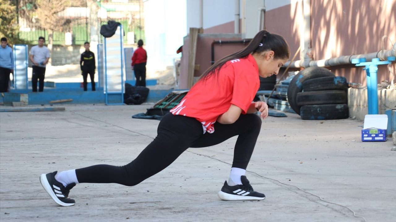 Siirt'te Bocce Şampiyonu İrem Nur Anık'ın Başarı Hikayesi