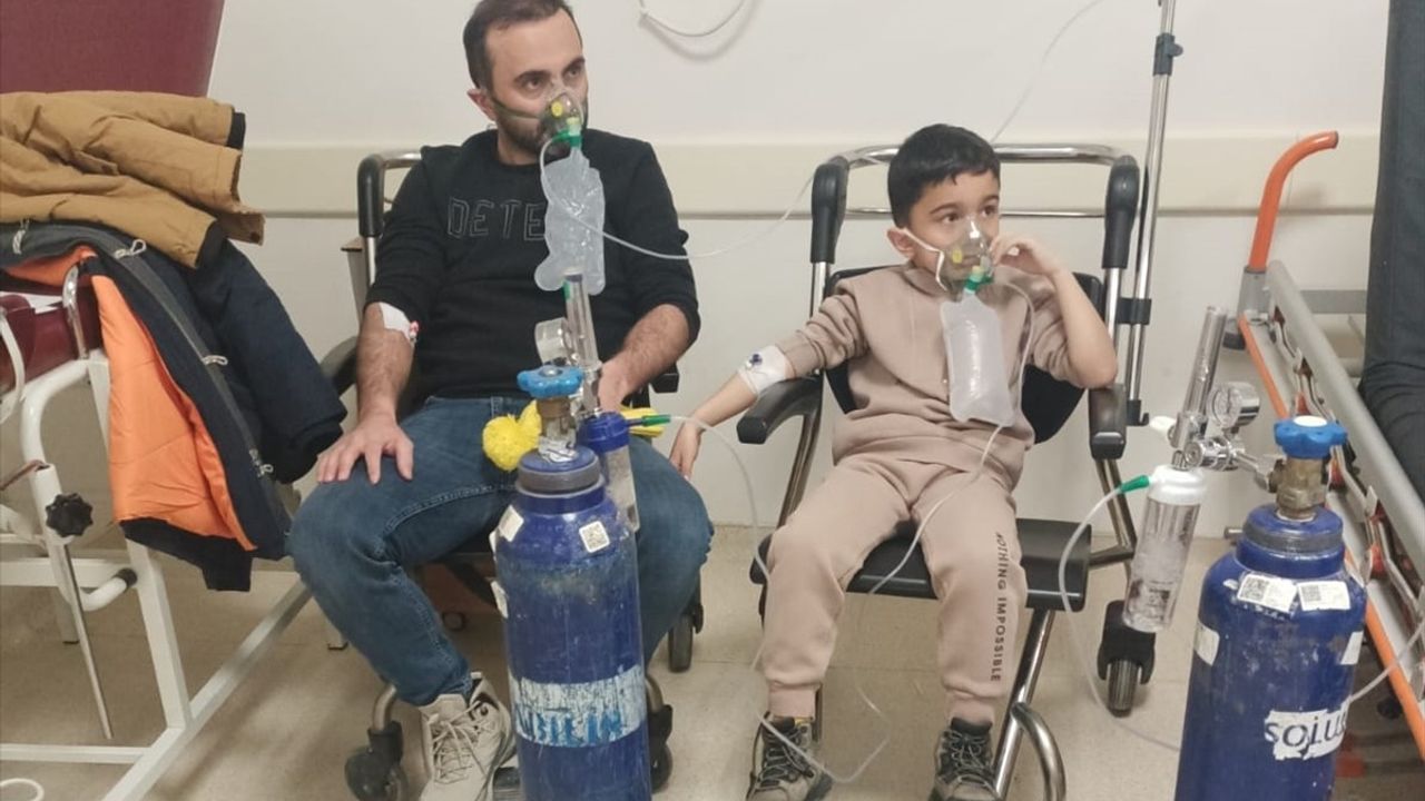 Sivas'ta Teravih Namazında Karbonmonoksit Sızıntısı: 48 Kişi Hastaneye Başvurdu