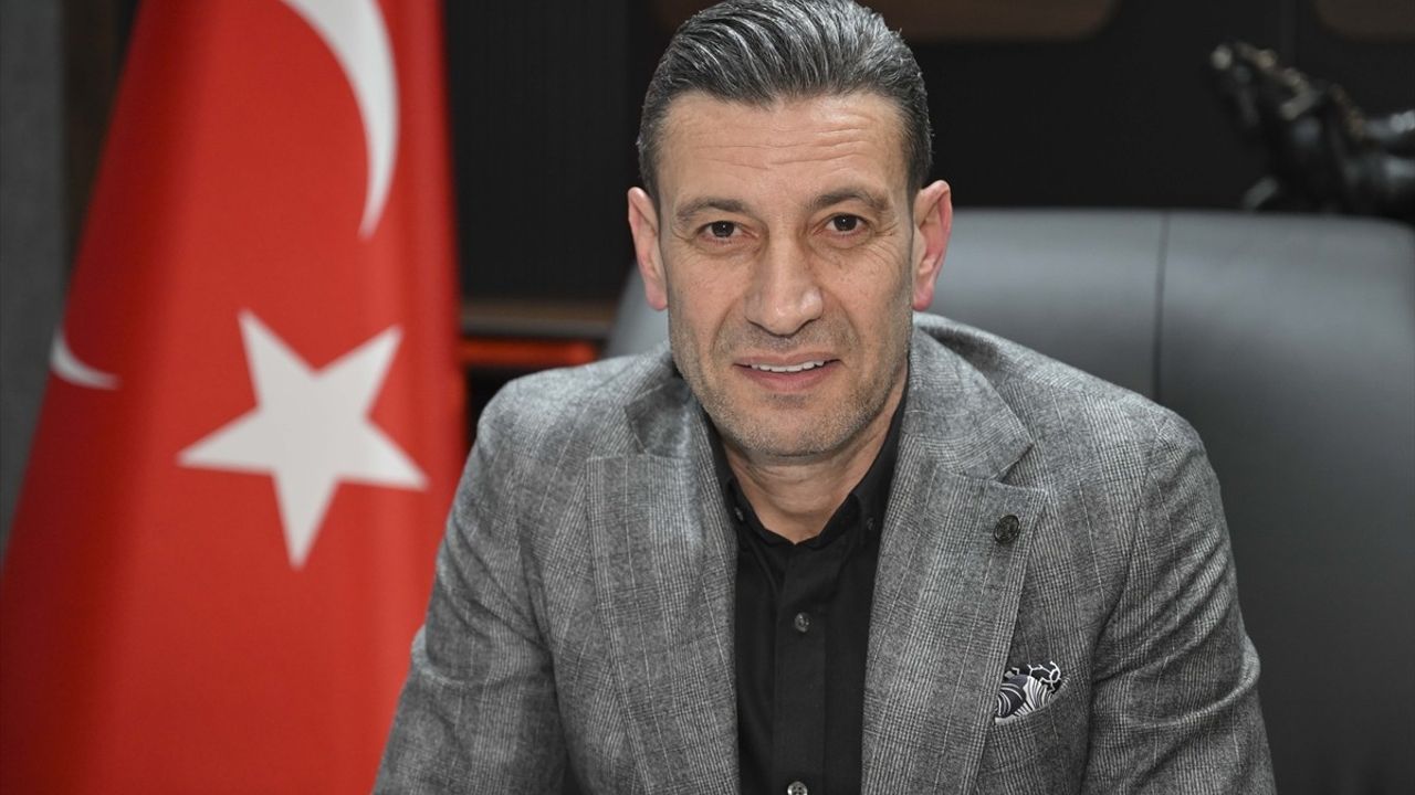 Suat Hekimoğlu: "Dünya Şampiyonu Olacağımıza İnaniyorum"