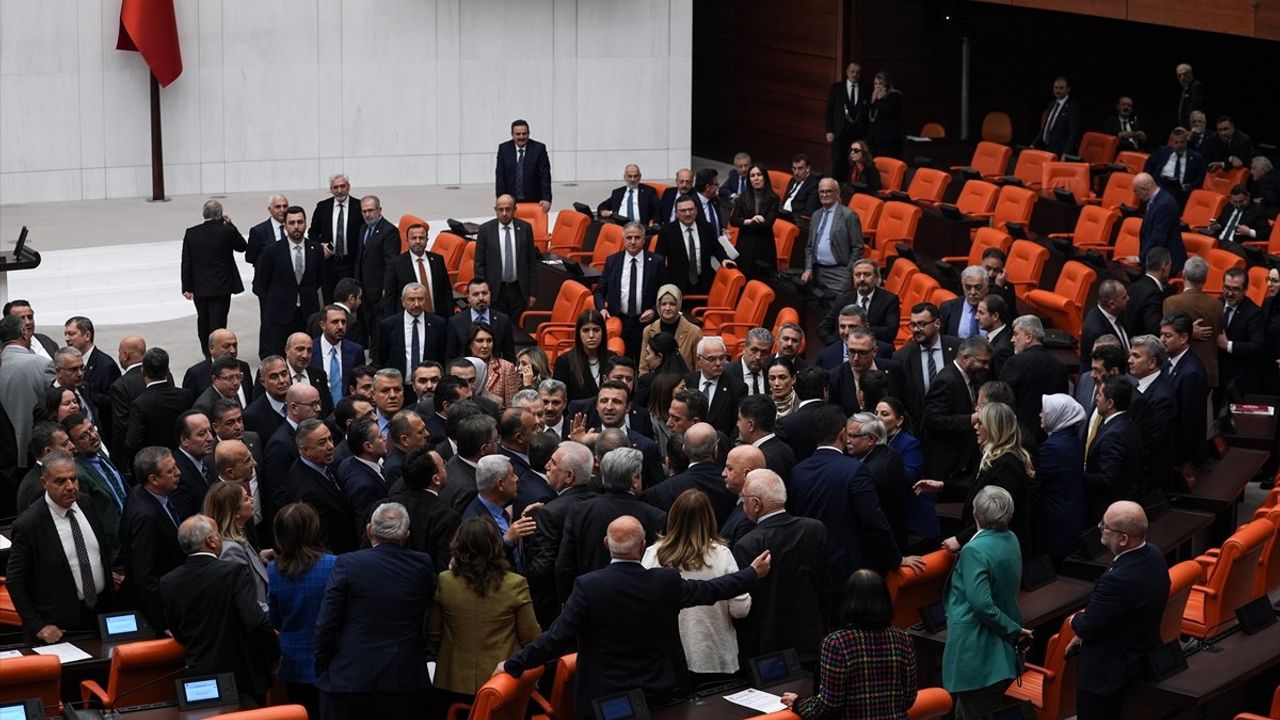 TBMM Genel Kurulu, Yetersiz Katılımla Toplantıyı Tamamlayamadı