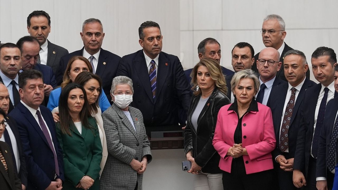 TBMM Genel Kurulunda İmamoğlu'nun Diplomasının İptali Üzerine Gerginlik