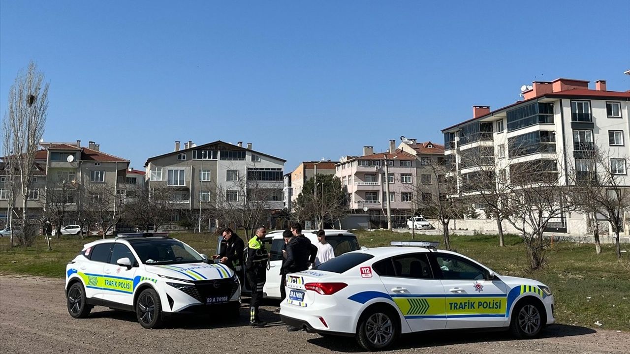 Tekirdağ'da Drift Yapan İki Araç Sürücüsüne 130 Bin Lira Ceza