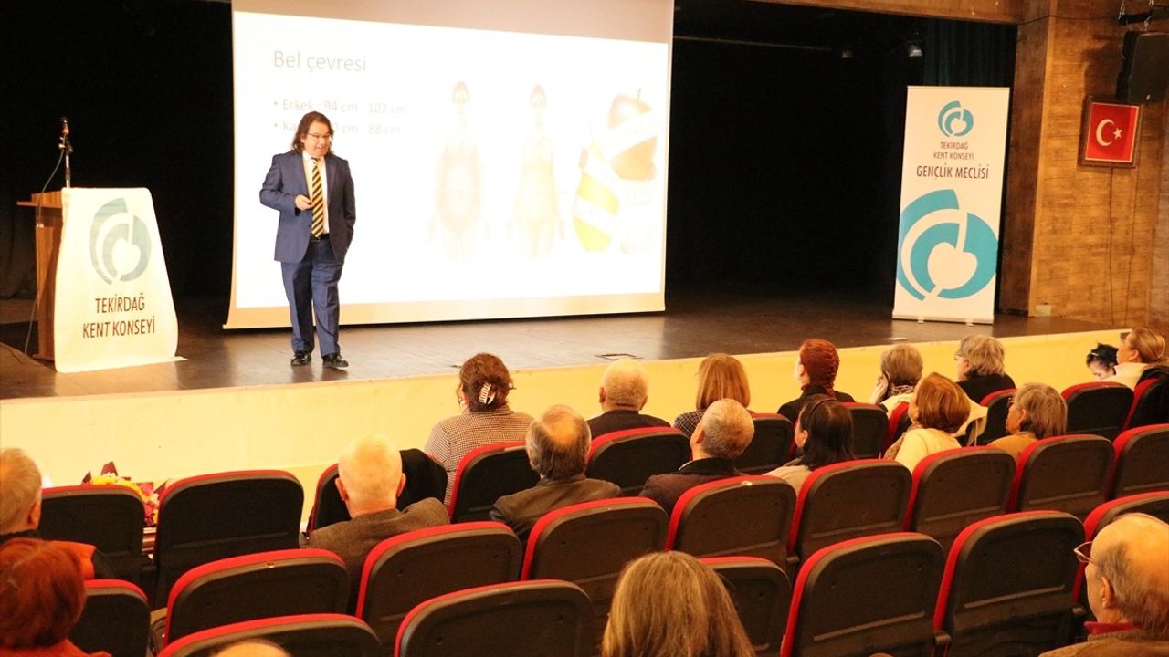 Tekirdağ'da Dünya Obezite Günü Konferansı Düzenlendi