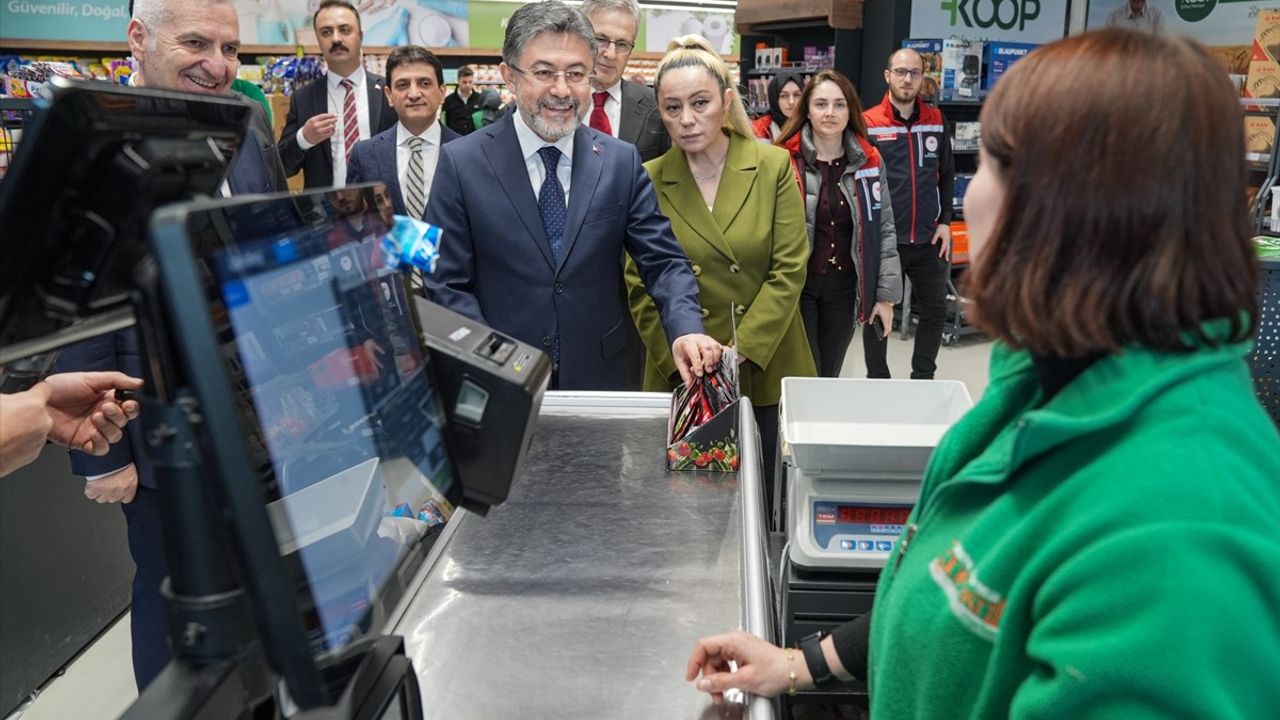 Tescillenen Ata Tohumları Tarım Kredi Kooperatifi Marketlerinde Satışa Sunuldu