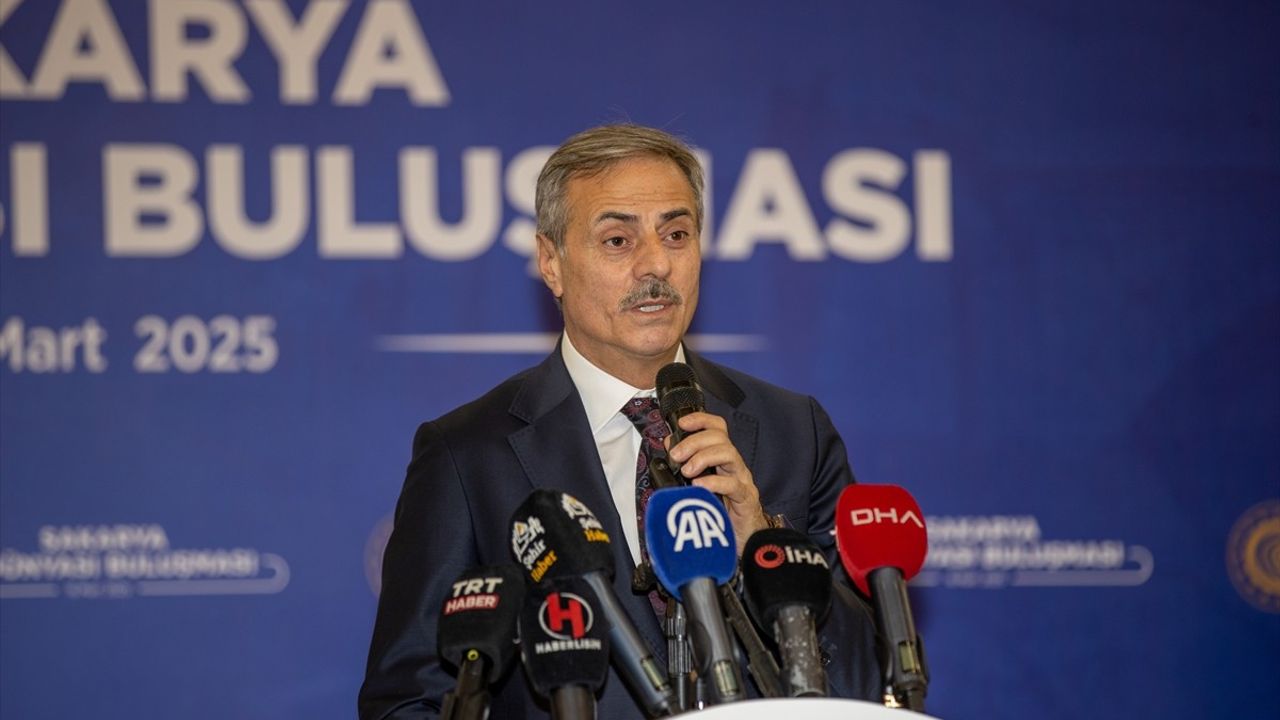 Ticaret Bakanı Bolat, Sakarya'da Ekonomik Büyümeyi Vurguladı