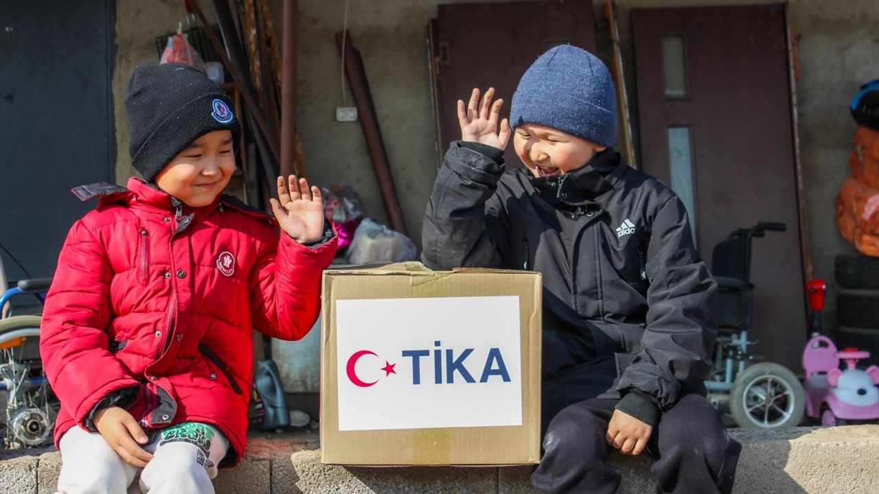 TİKA Ramazan Kapsamında Uluslararası Gıda Yardımları ve İftar Programları Düzenliyor