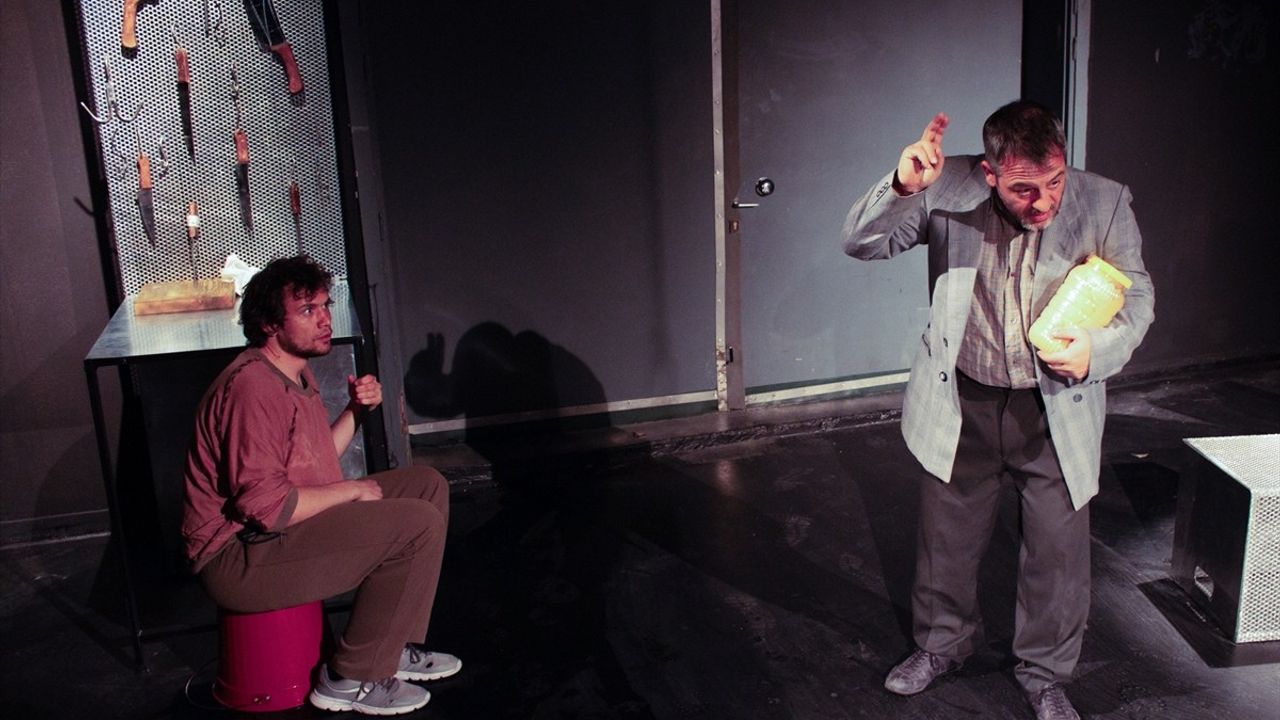 Tiyatro Anadolu 'Maskeliler' Adlı Oyunun Prömiyerini Gerçekleştirdi