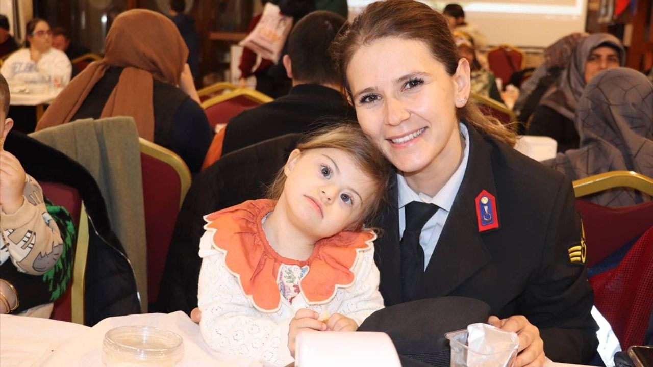 Tokat'ta Down Sendromlu Çocuklar İçin Farkındalık Etkinliği Düzenlendi