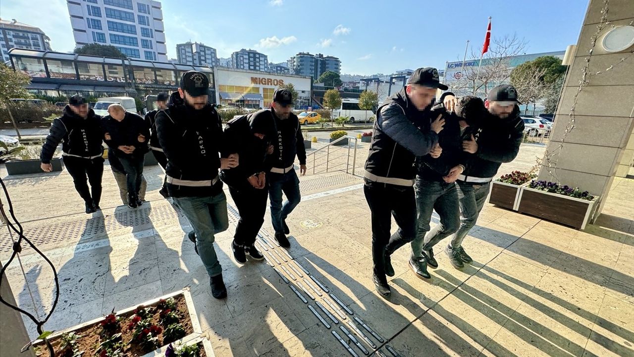 Trabzon'da Uyuşturucu Operasyonu: 6 Zanlı Tutuklandı