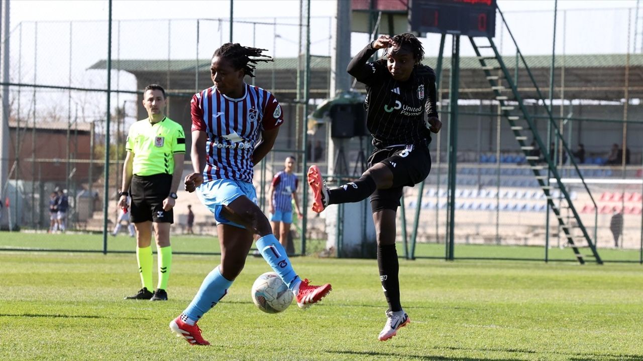 Trabzonspor, Kadın Futbol Süper Ligi'nde Beşiktaş United Payment'i Mağlup Etti