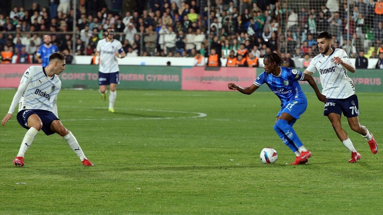 Trendyol Süper Lig'de Fenerbahçe, Sipay Bodrum FK'yı 4-2 Mağlup Etti