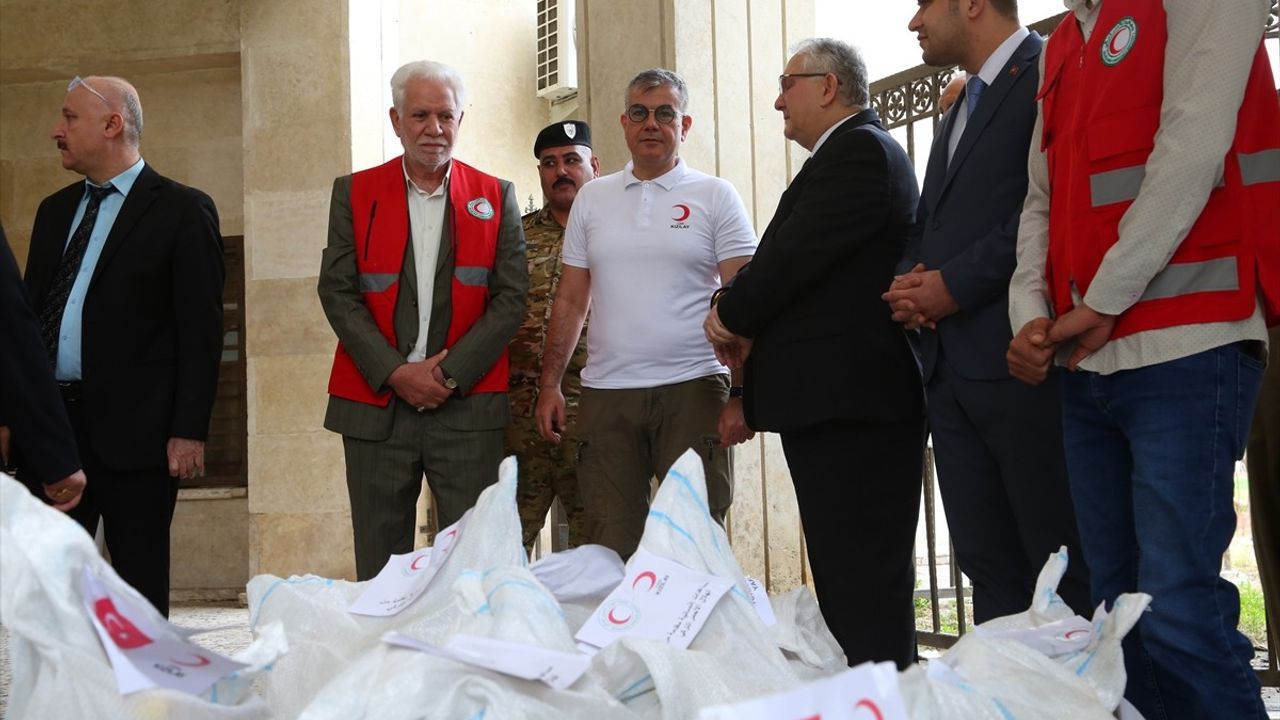 Türk Kızılay, Bağdat'taki Yetimlere Ramazan Yardımı Gerçekleştirdi