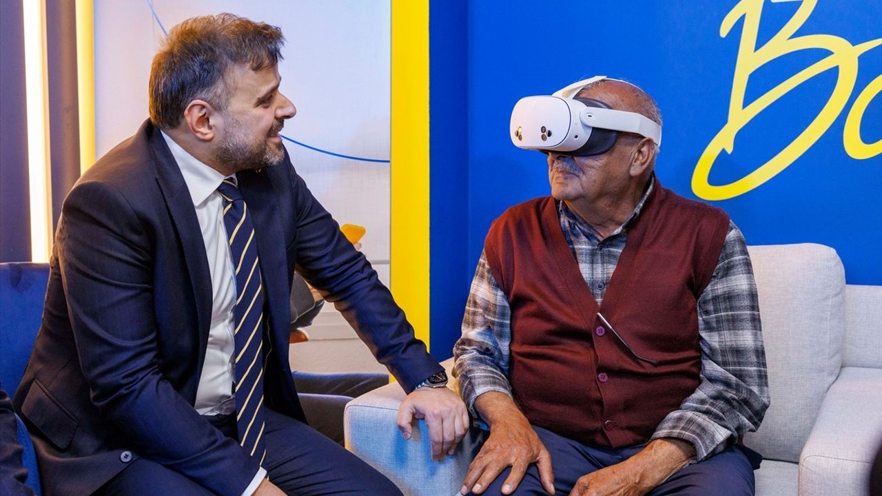 Turkcell, Huzurevlerinde Teknoloji Odaları Açmaya Devam Ediyor