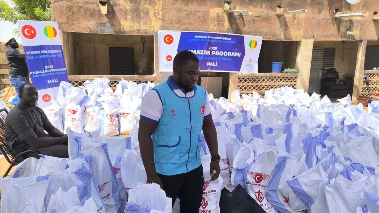 Türkiye Diyanet Vakfı, Mali'de 5 Bin Gıda Kolisi ve 4 Bin Kişilik İftar Dağıtacak