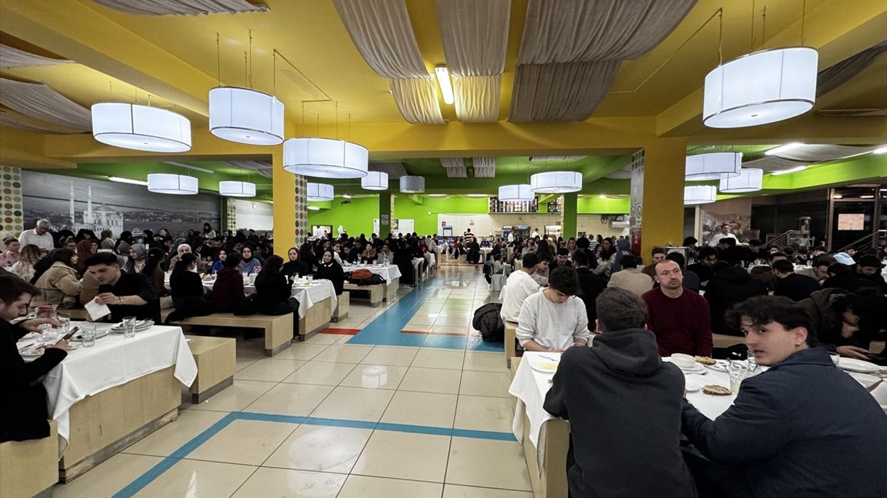 Türkiye Diyanet Vakfı Saraybosna'da İftar Programı Düzenledi