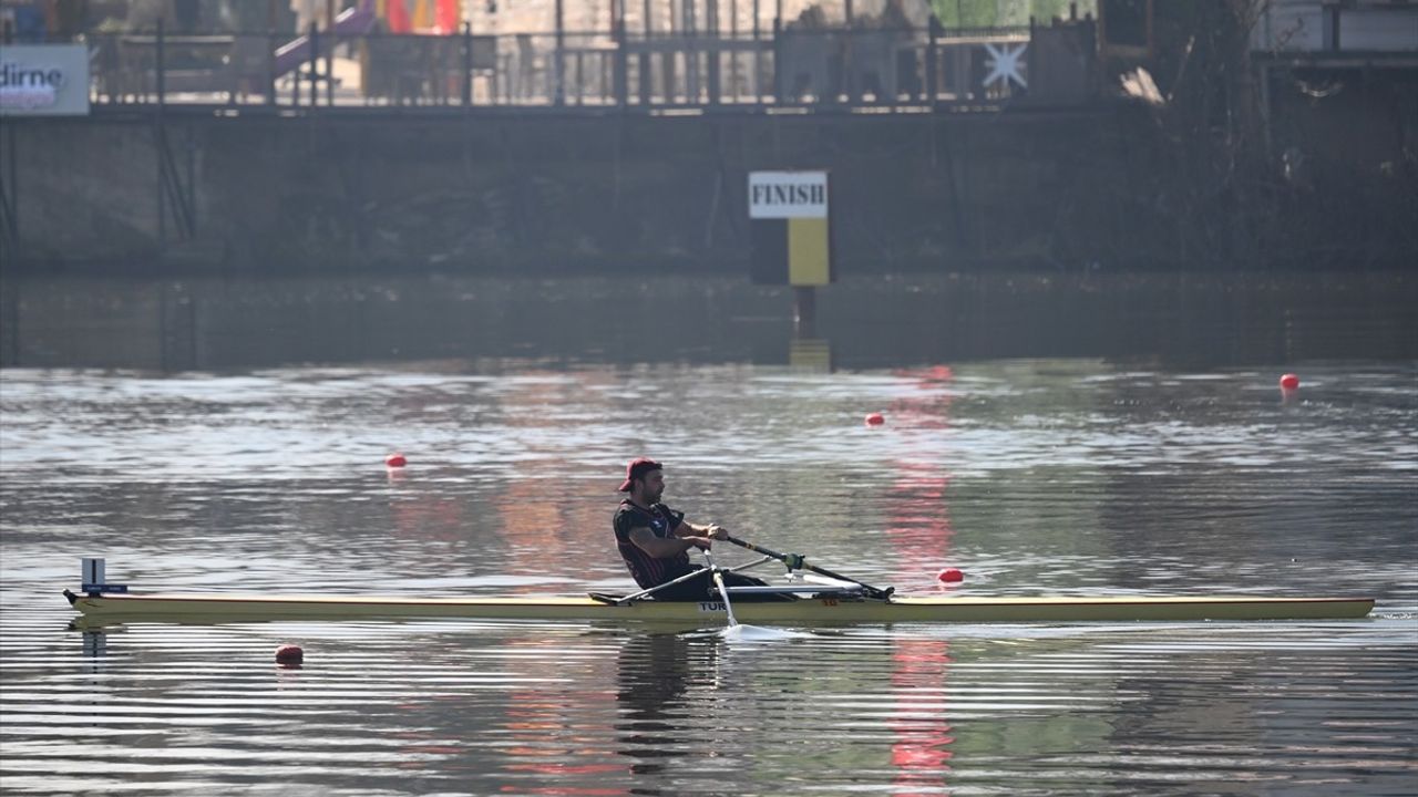 Türkiye Kürek Şampiyonası Meriç Nehri'nde Başladı