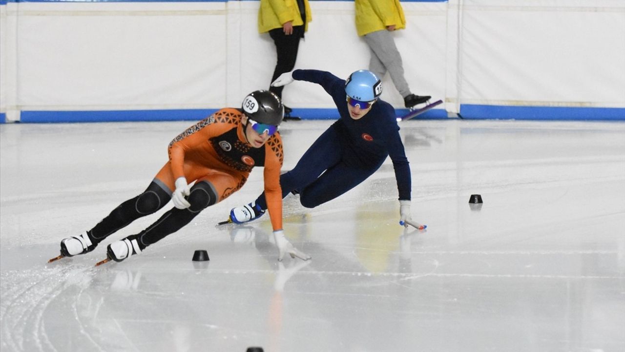 Türkiye Short Track Şampiyonası Erzurum'da Başladı