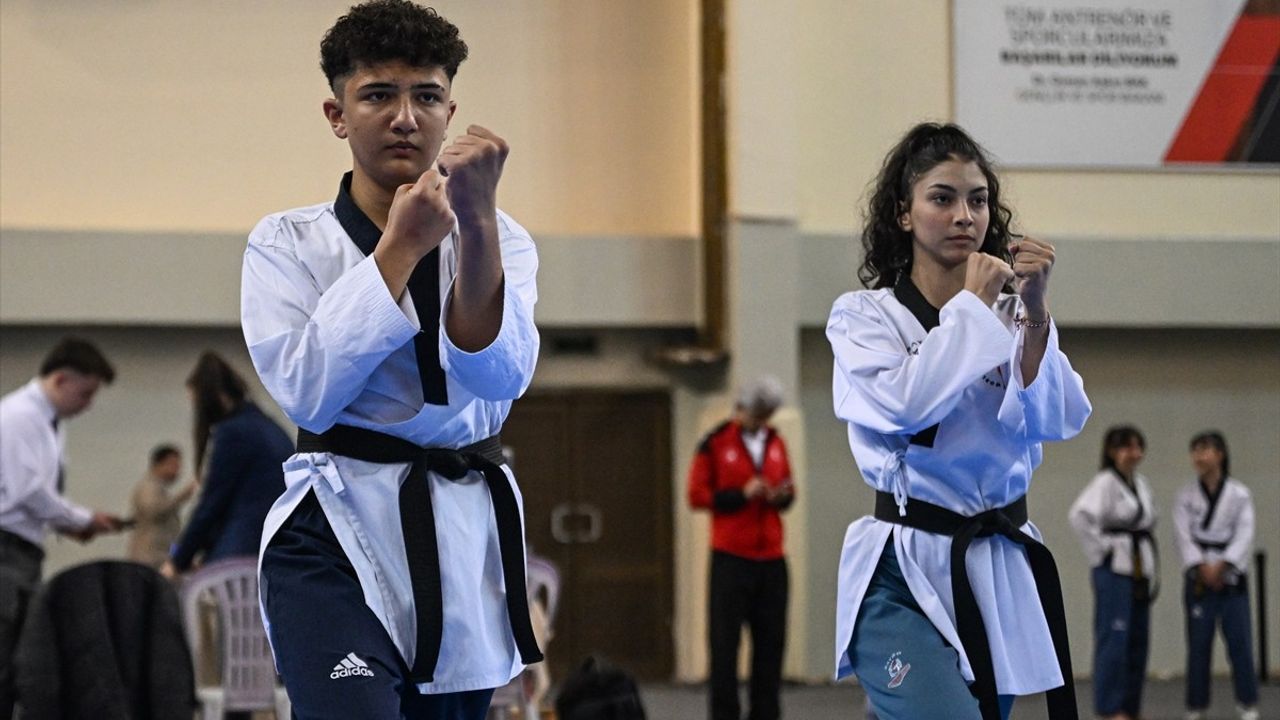 Türkiye Tekvando Poomsae Şampiyonası Adana'da Tamamlandı