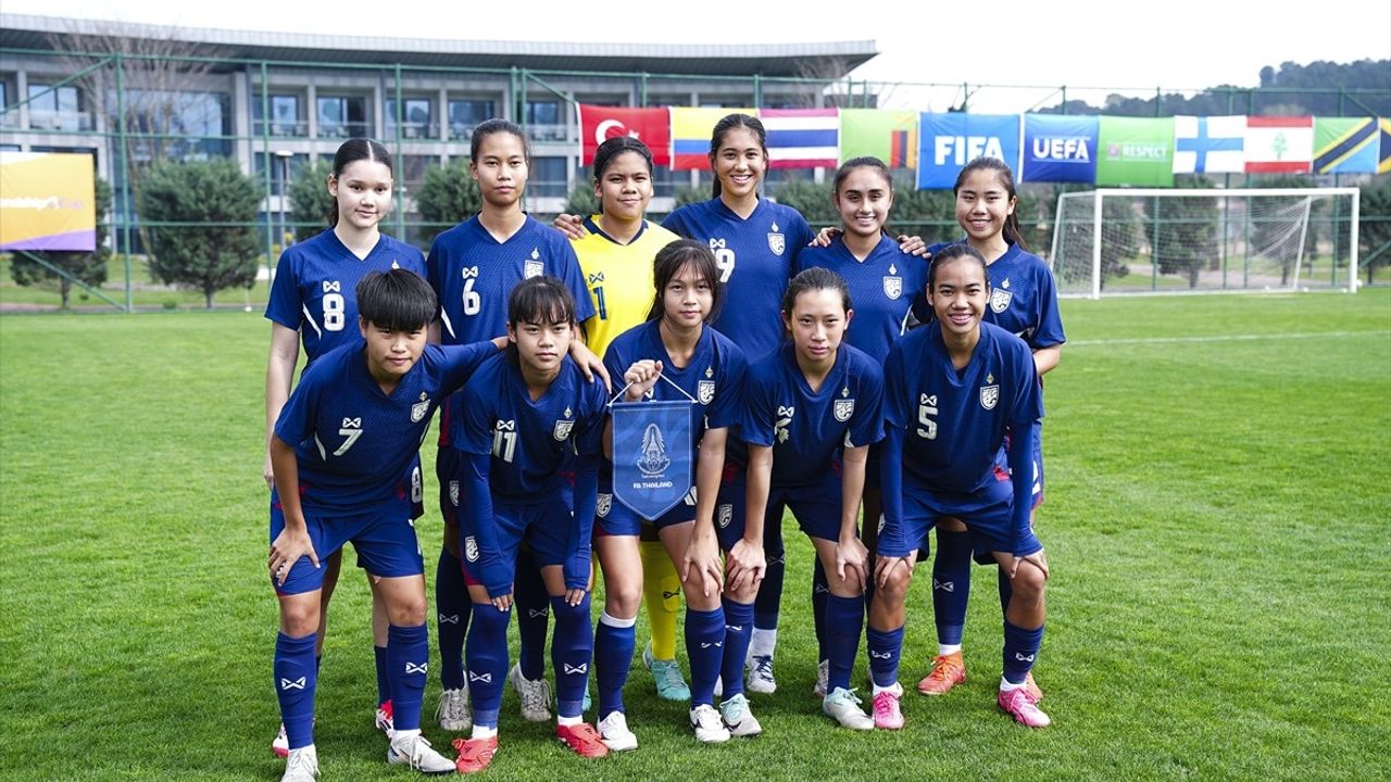 UEFA Dostluk Kupası 18 Yaş Altı Kadınlar Turnuvası Başladı