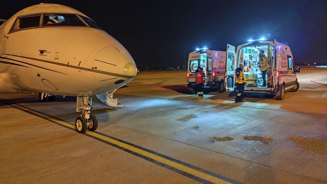 Van'daki Kalp Rahatsızlığı Olan Bebek, İstanbul'a Ambulans Uçakla Sevk Edildi