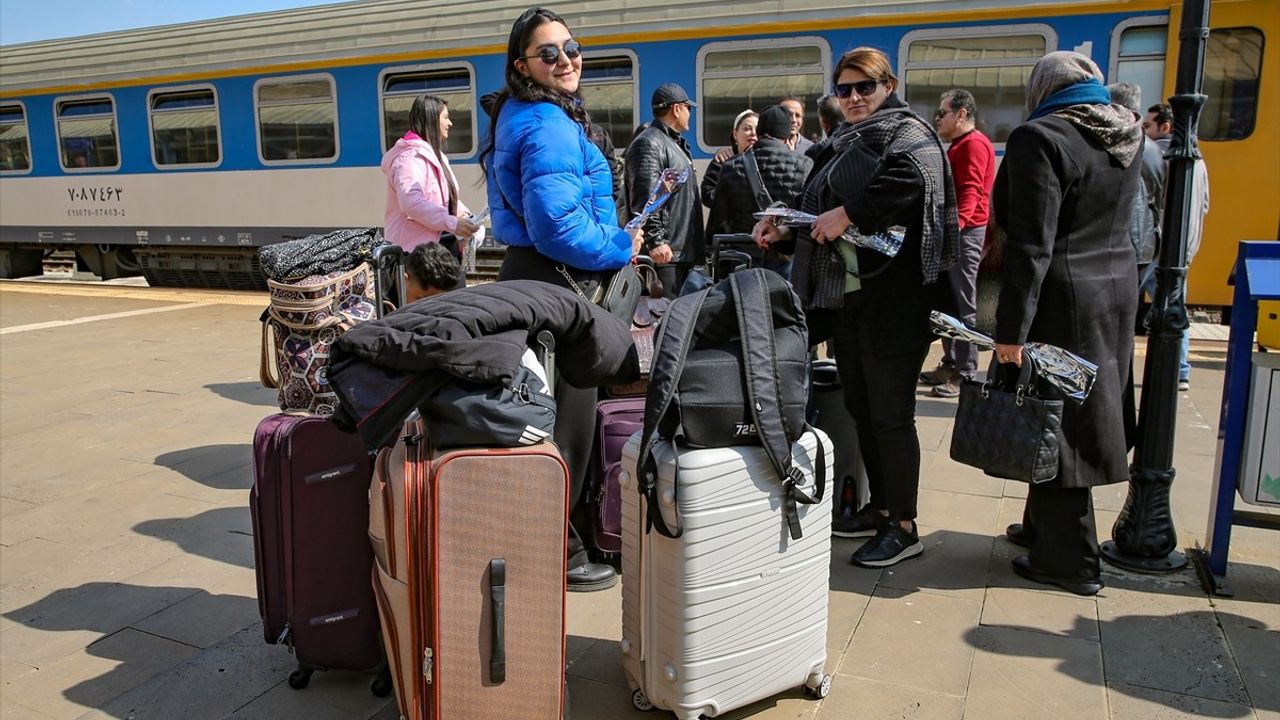 Van-Tahran Tren Seferleri 5 Yıl Sonra Yeniden Başladı