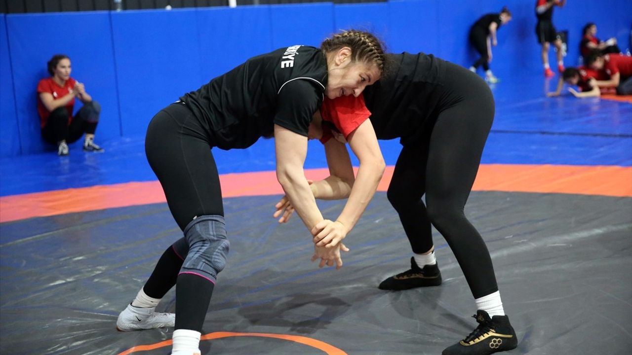 Yasemin Adar Yiğit, 8. Avrupa Şampiyonluğuna Kilitlendi