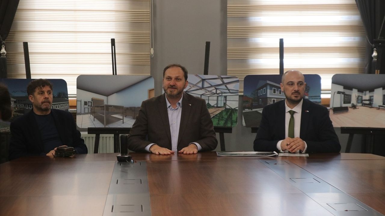 Yeşilay Genel Başkanı Dinç'ten Rize'de Bağımlılıkla Mücadele Vurgusu