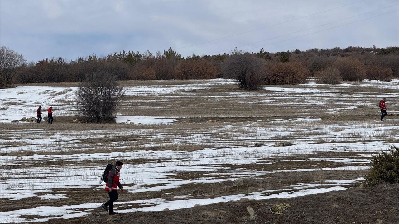 Yozgat'ta Kayıp Sınıf Öğretmeni İçin Arama Çalışmaları Devam Ediyor