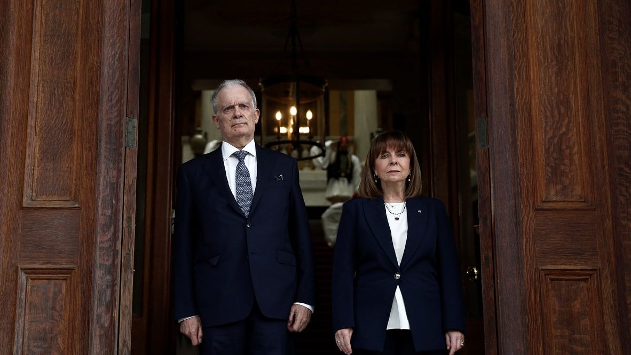 Yunanistan'ın Yeni Cumhurbaşkanı Konstantinos Tasulas Göreve Başladı