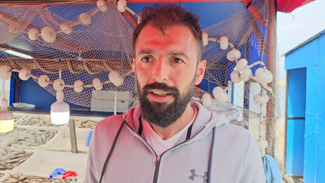 Zonguldaklı Balıkçı, 10 Ton Balığın Gelirini İhtiyaç Sahiplerine Bağışlayacak
