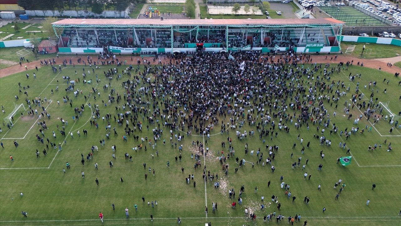 12 Bingölspor, 3. Lig'e Yükselmeyi Garantiledi