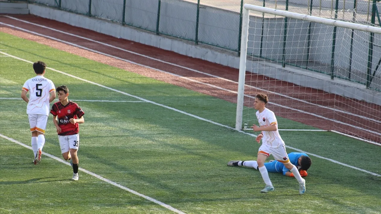 16 Yaş Altı Türkiye Futbol Şampiyonası 1. Kademe Müsabakaları Karabük'te Tamamlandı