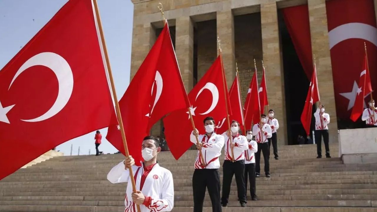 19 Mayıs 2025 Hangi Güne Denk Geliyor? Resmi Tatil Detayları